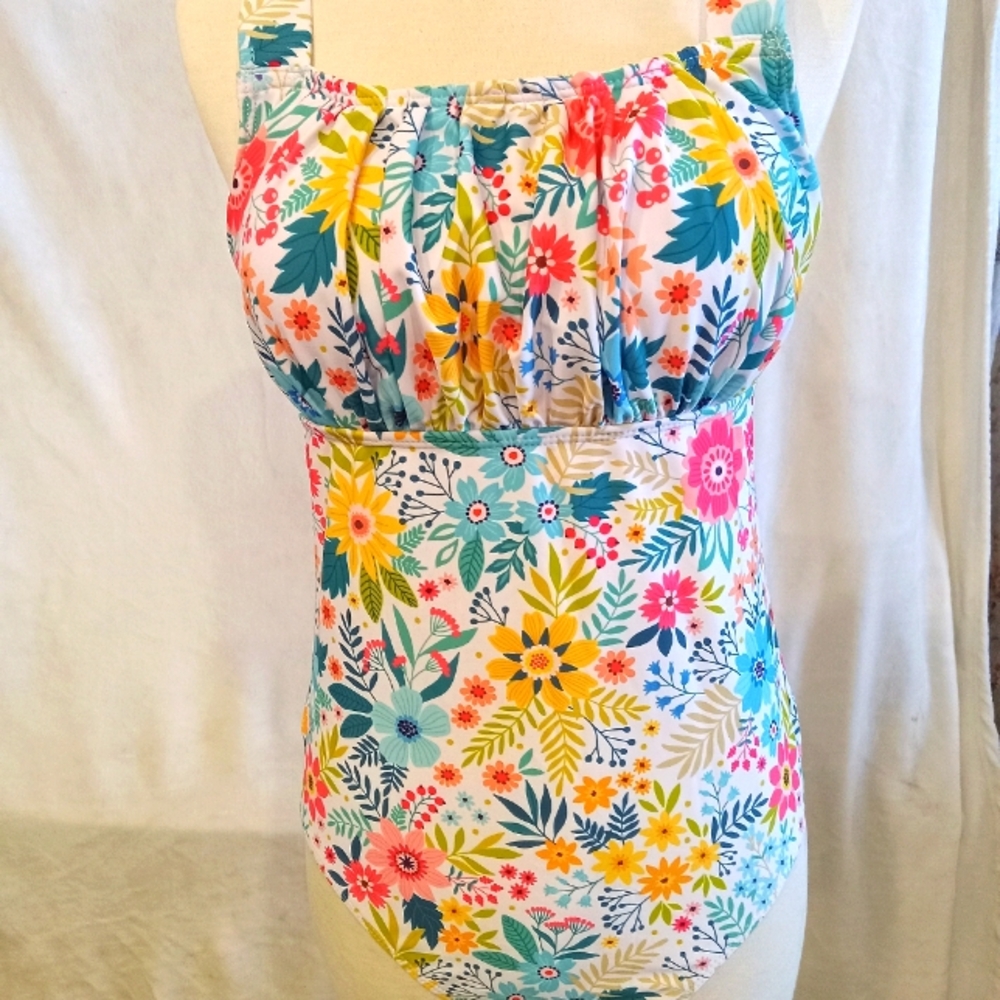 Floral swimsuit L